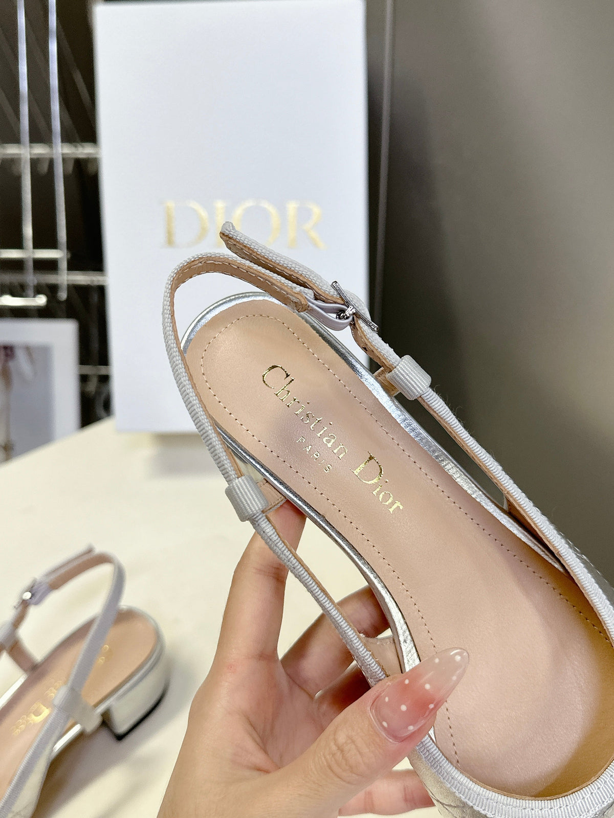 CD 25 Slingback Heel Silver 307174