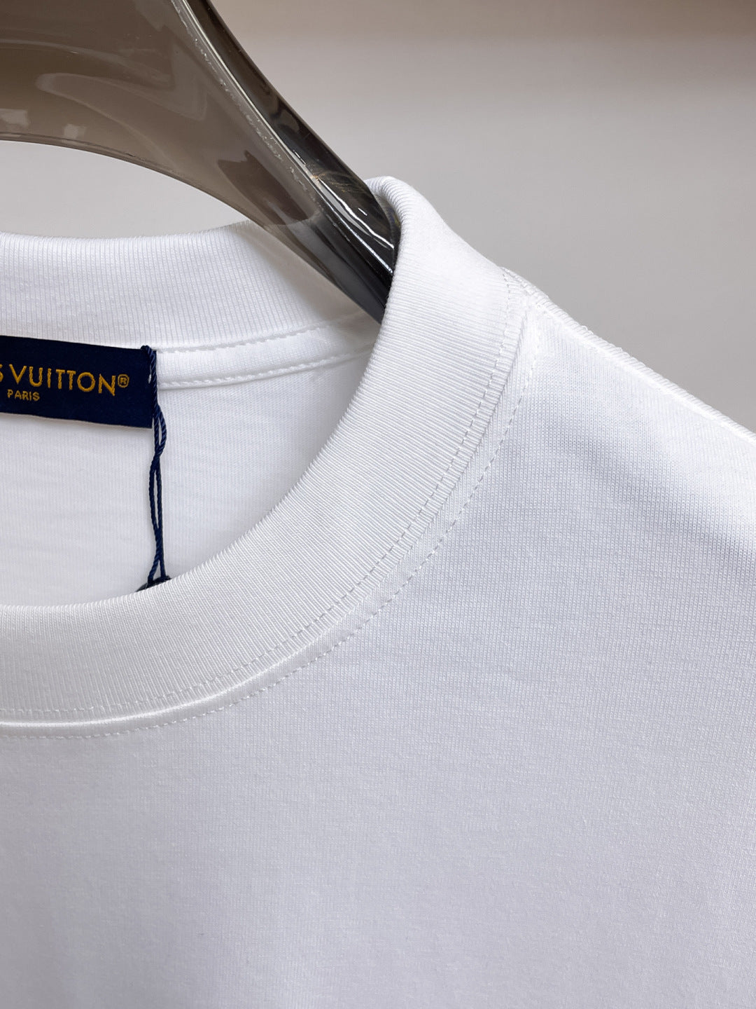 LV 2026 Men Short-sleeved T-shirt Cotton 303469
