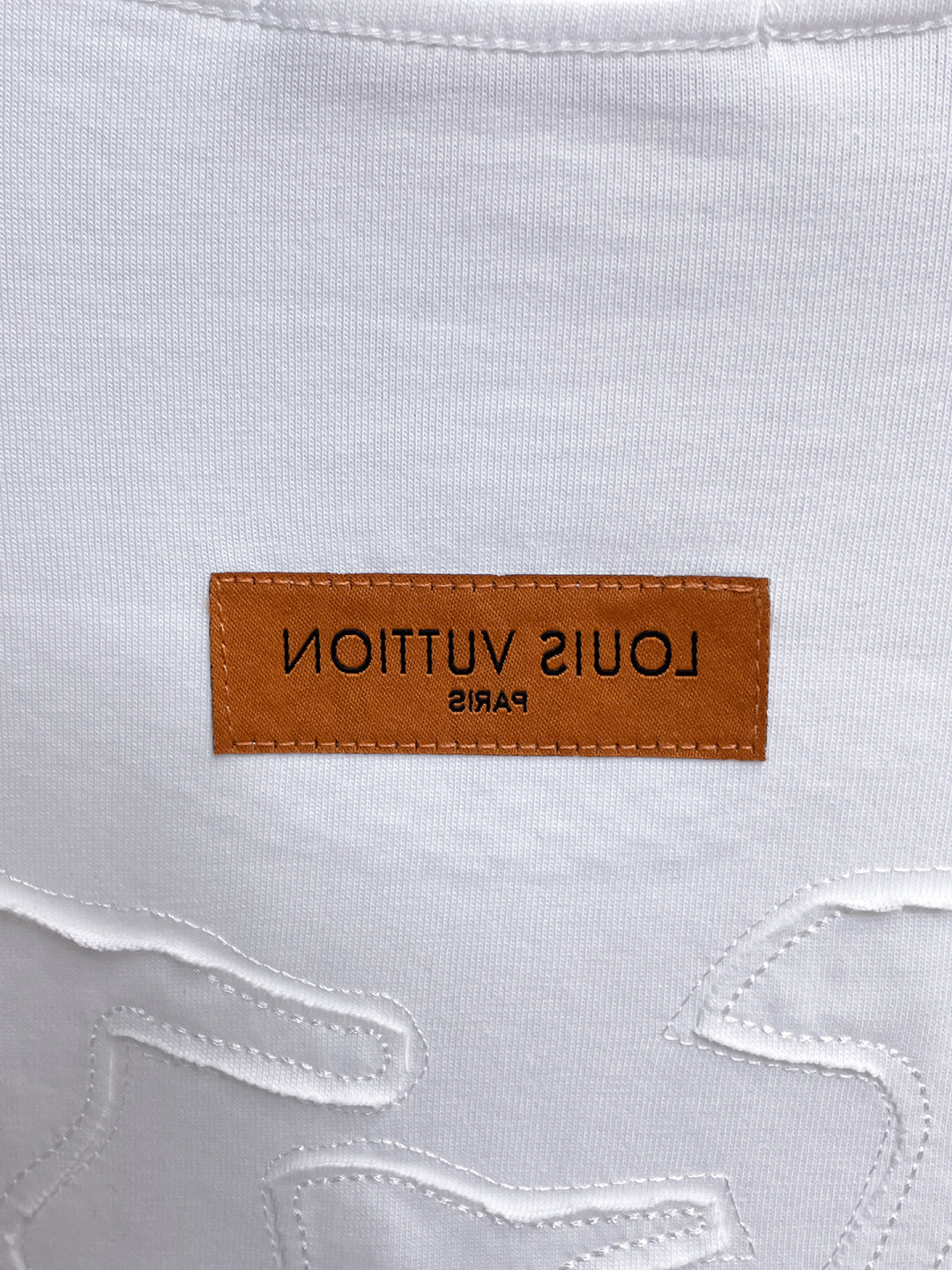 LV 2026 Men Short-sleeved T-shirt Cotton 303469