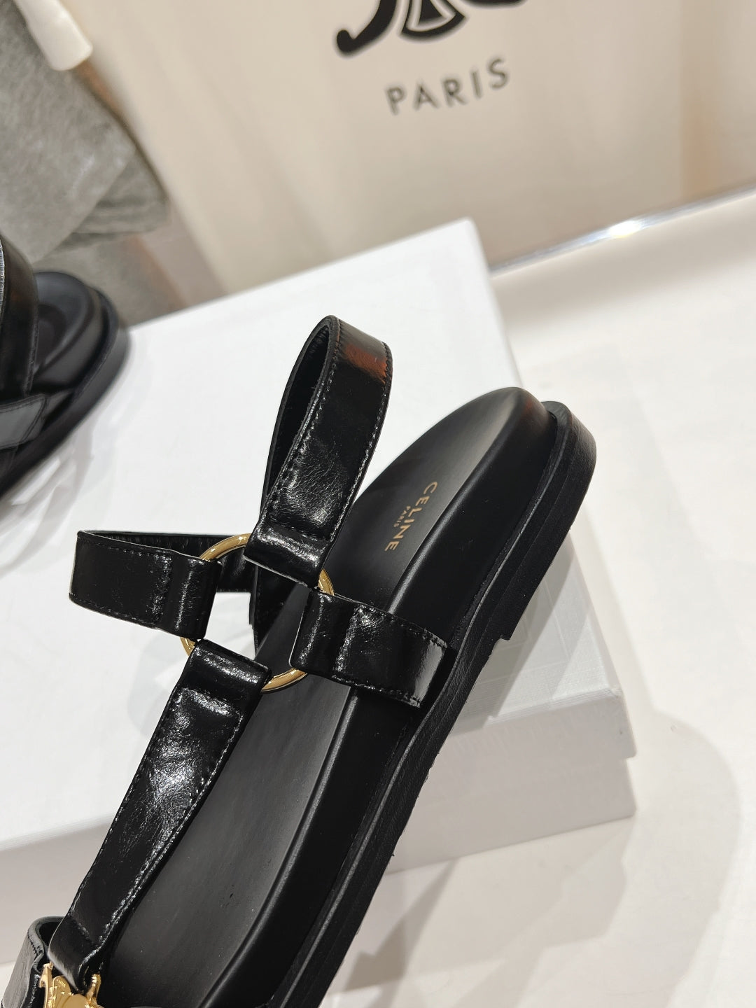 CELINE MAUD SANDAL WITH TRIOMPHE BLACK COWHIDE 236755