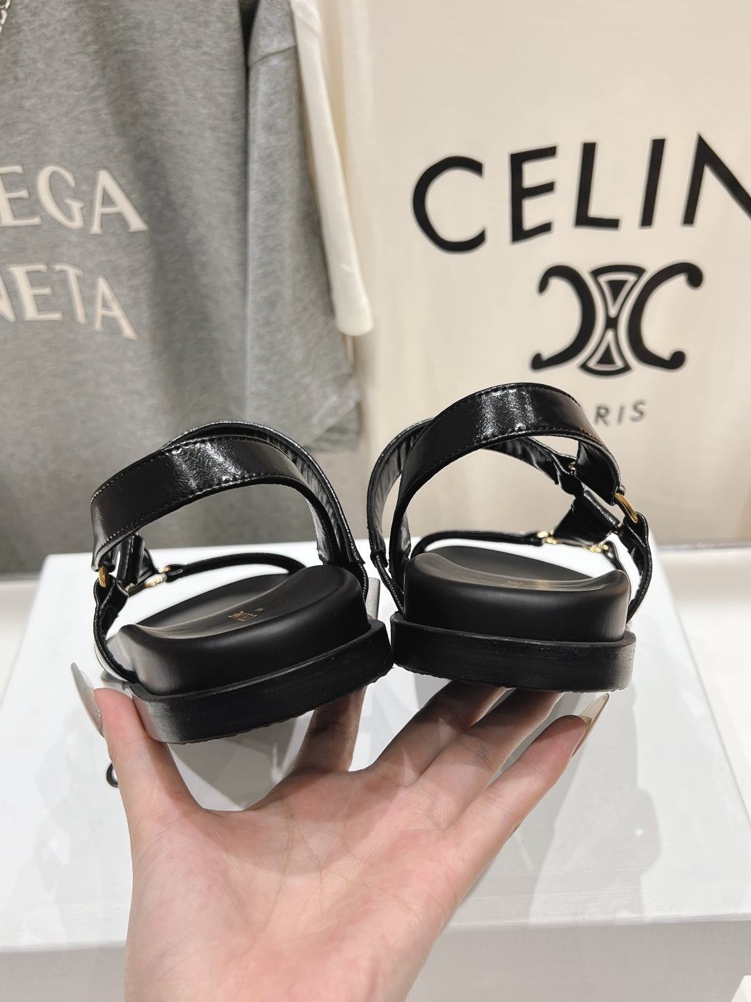 CELINE MAUD SANDAL WITH TRIOMPHE BLACK COWHIDE 236755