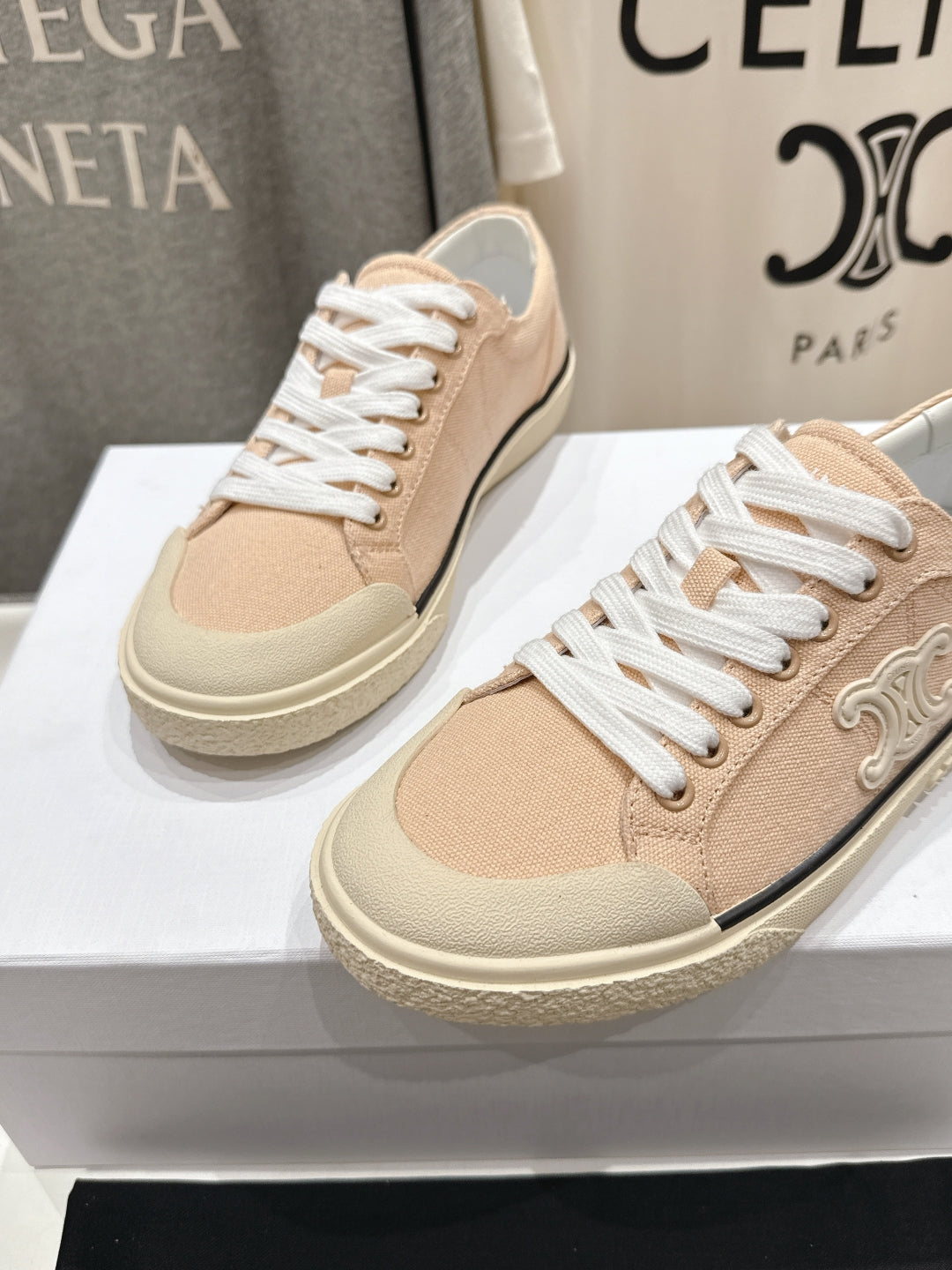 CELINE 25C Sneaker Sofr Apricot Canvas 236759