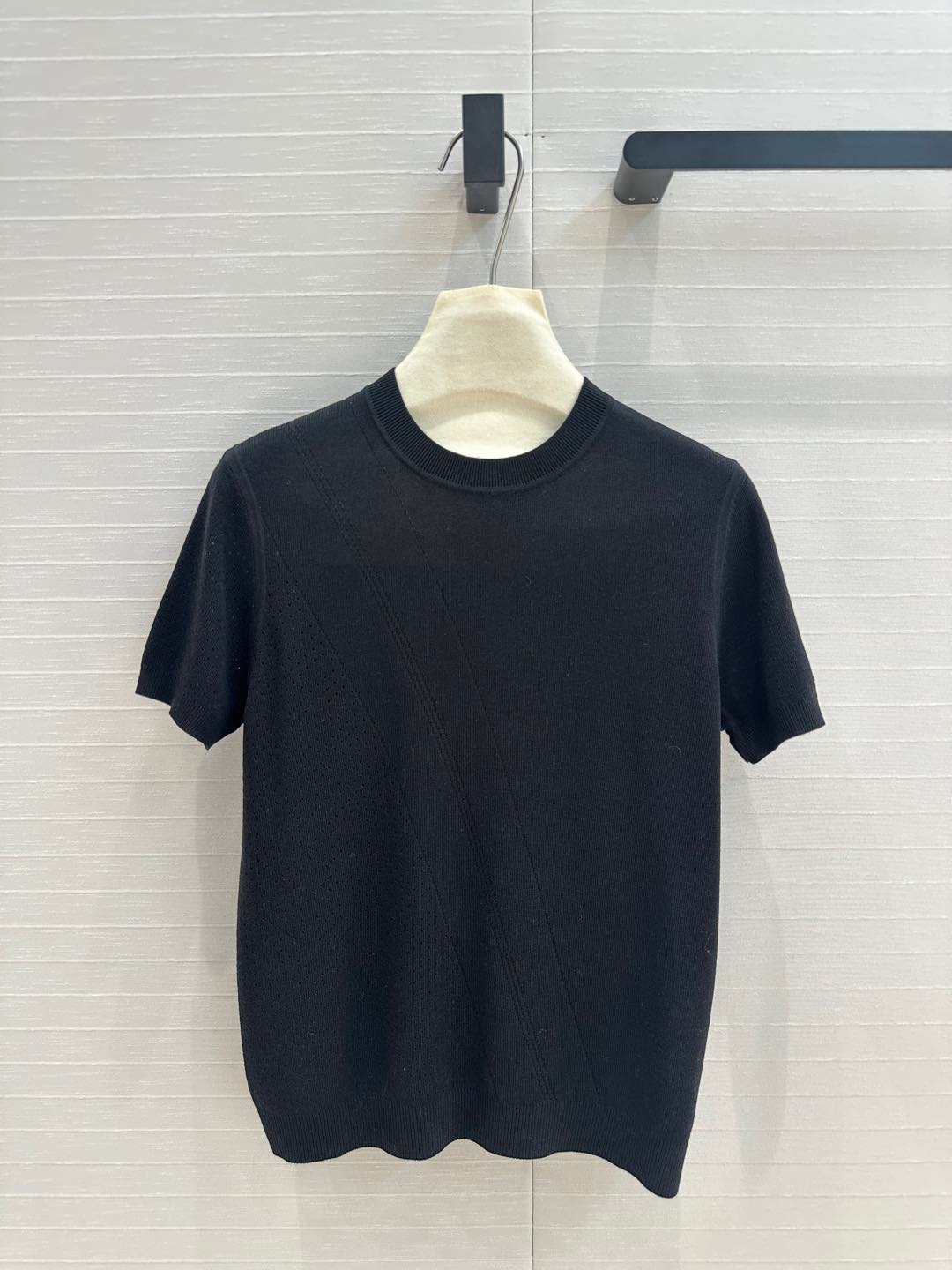 Hm 25  Hollow Knit Short-Sleeve Top Black Tencel Cotton