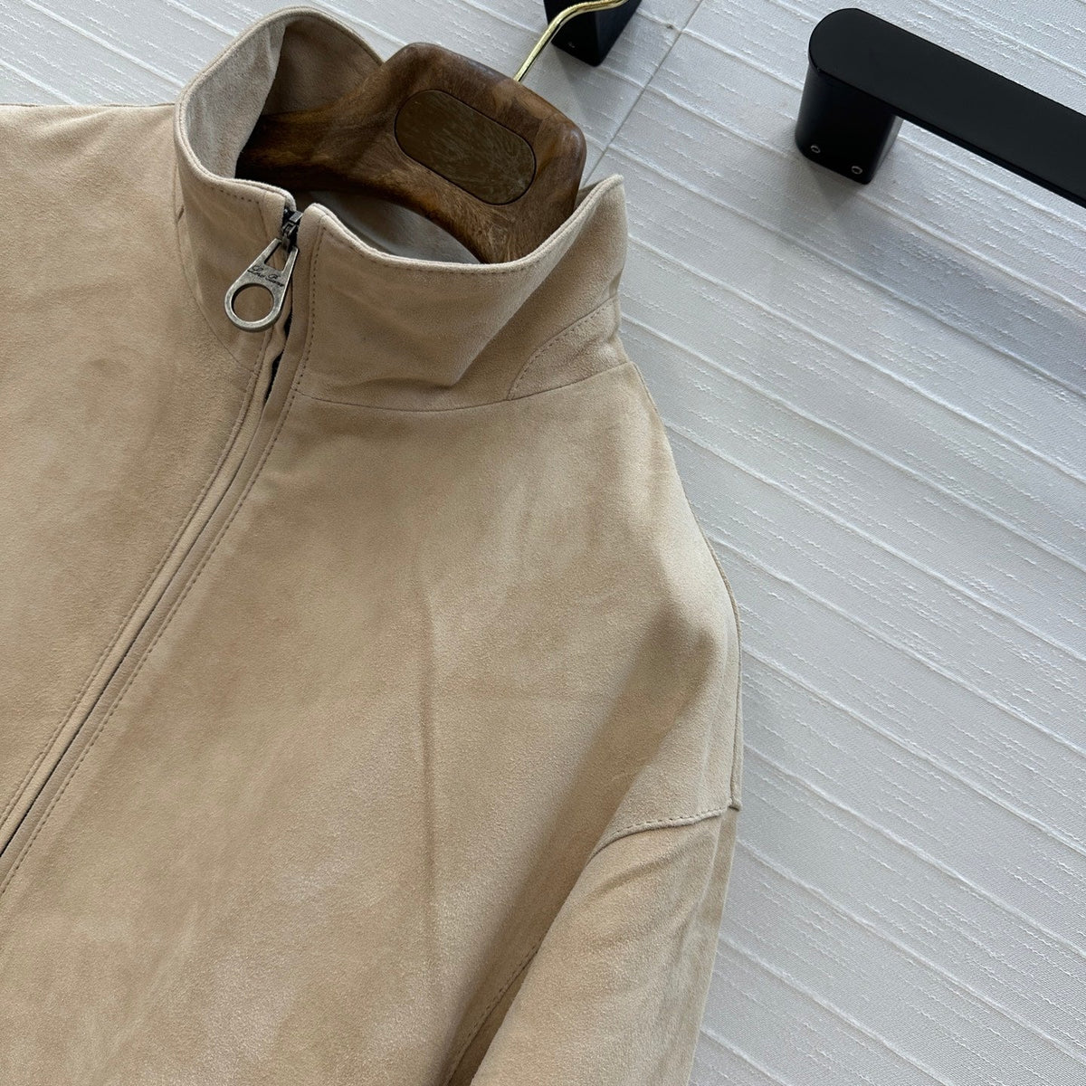 LP 25 Bomber Jacket Beige Suede 273463