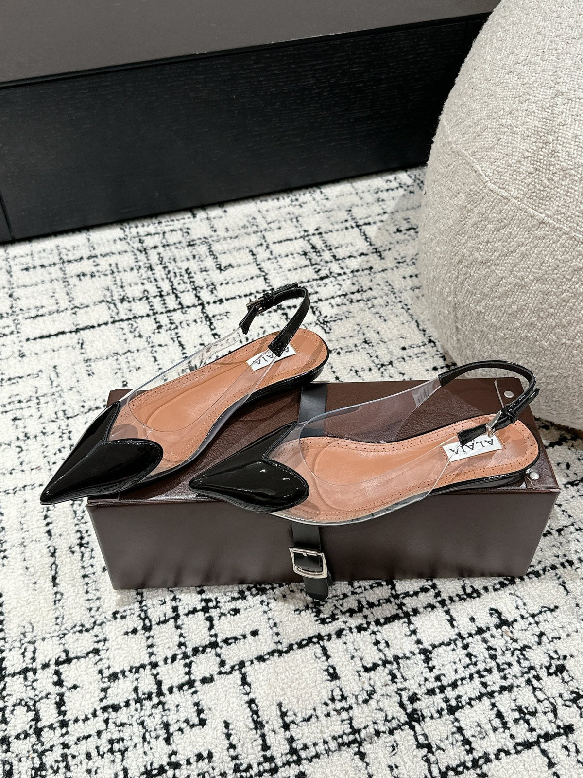 alaia slingbacks flat optic black heart lambskin
