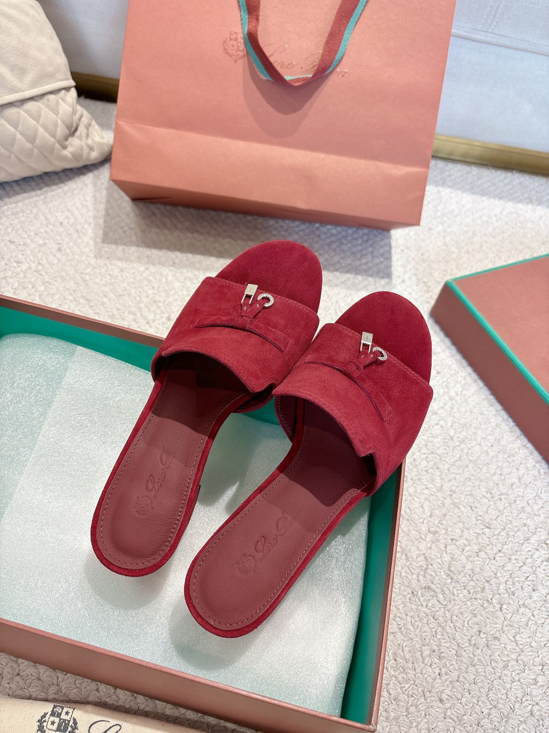 LP 25 Summer Charm Sandal 55 Burgundy Suede