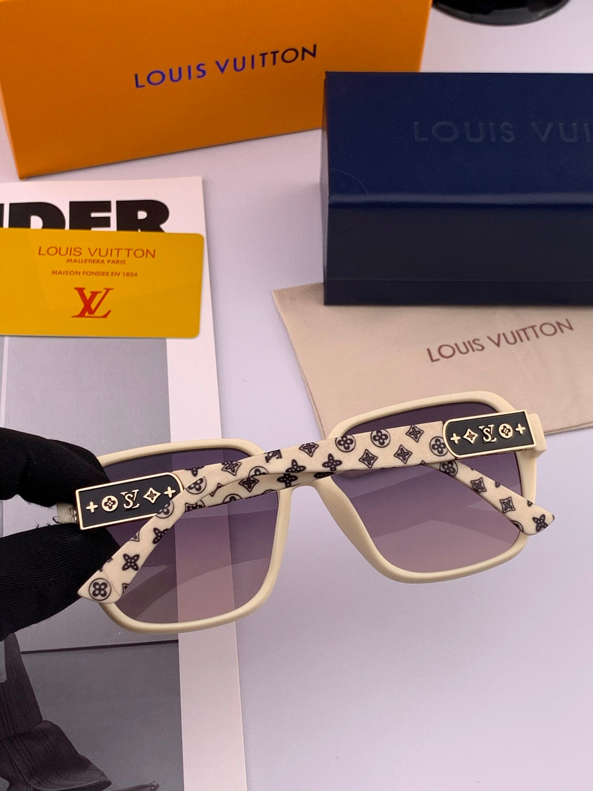 SIGNATURE ROUND SUNGLASSES L3305 IN ACETATE