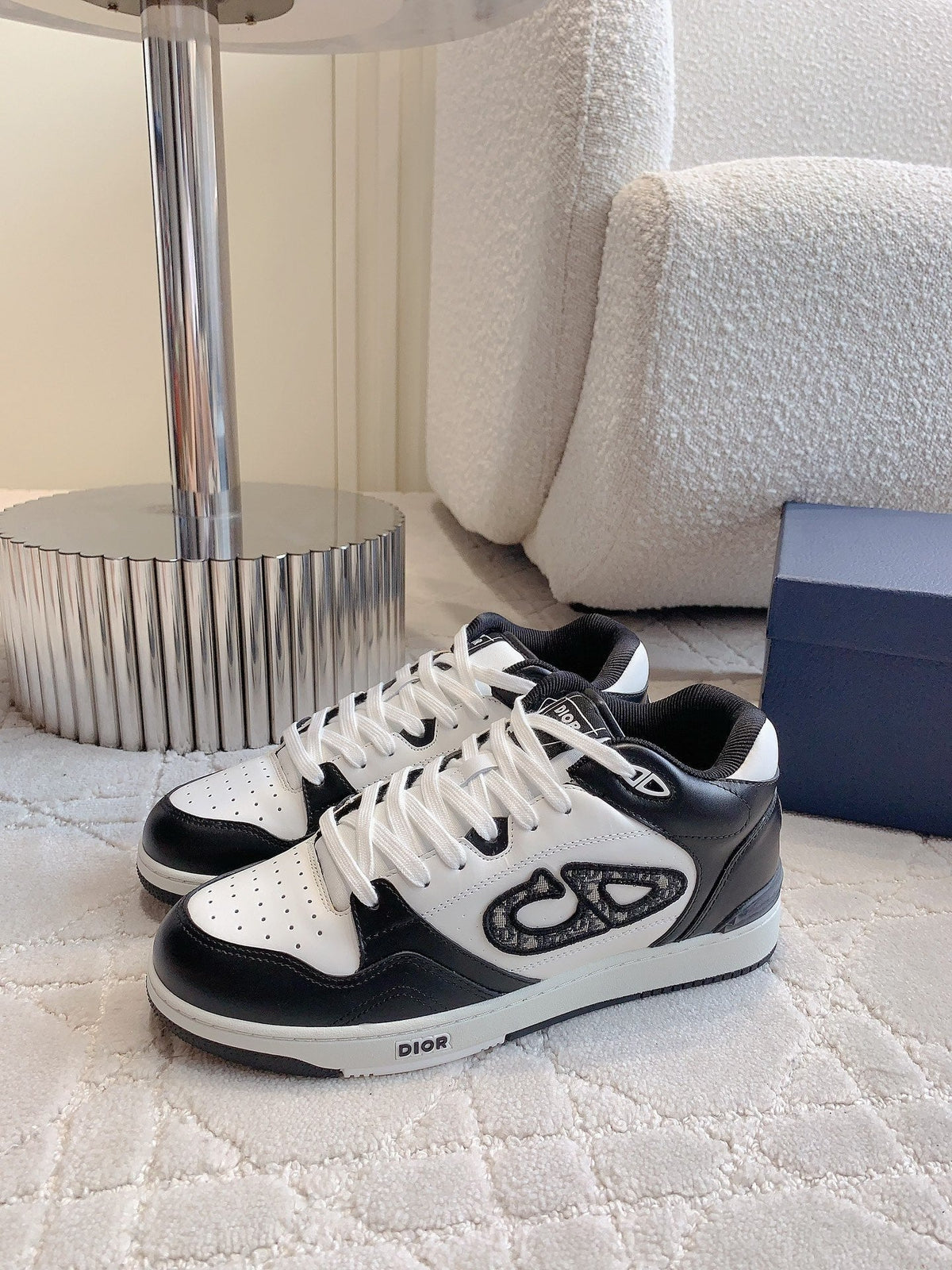 CD B57 Mid-Top Sneaker White Mix Black Calfskin And Oblique Jacquard