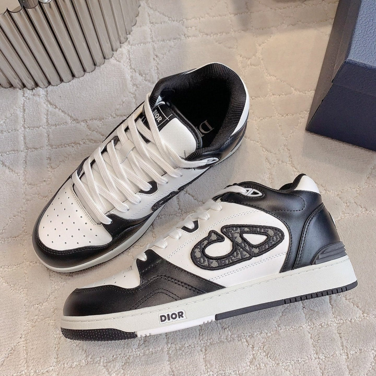CD B57 Mid-Top Sneaker White Mix Black Calfskin And Oblique Jacquard