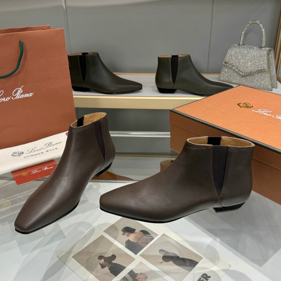 LP Sumire Ankle Boot In Earth Brown Nappa Calfskin 980110