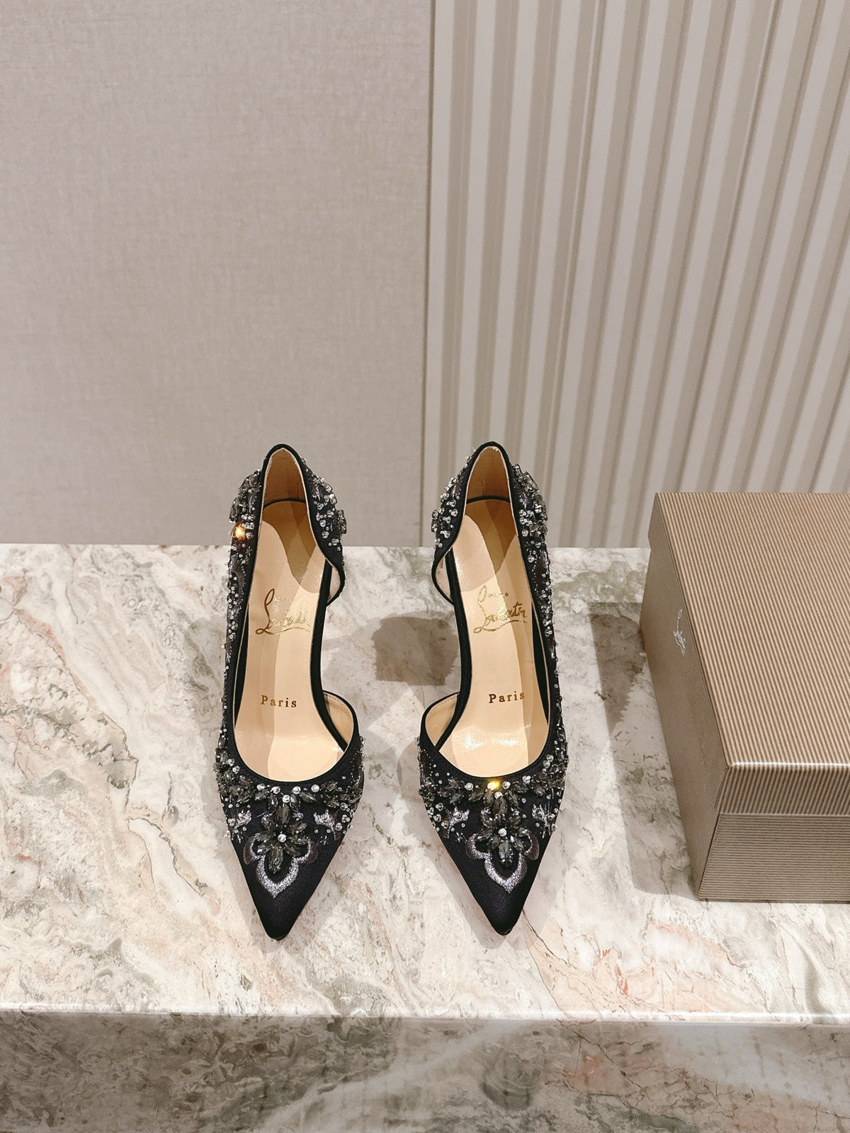 CL 25 Embellished Pumps Black Imported Original Special 346313