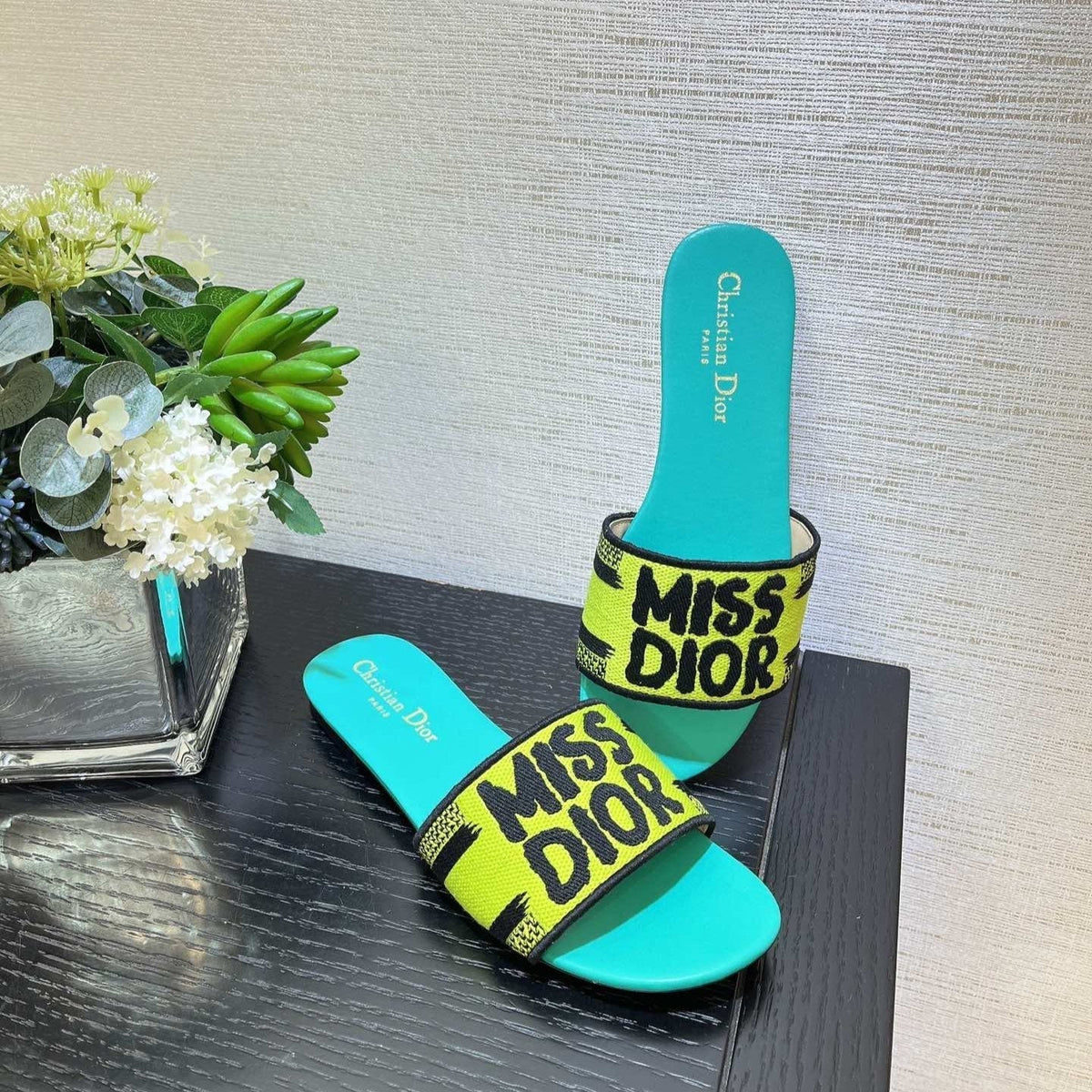 dway slide embroidered lime blue cotton