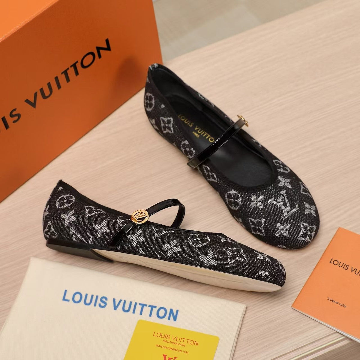 LV 25C Romy Flat Black Monogram Denim Fabric 218303