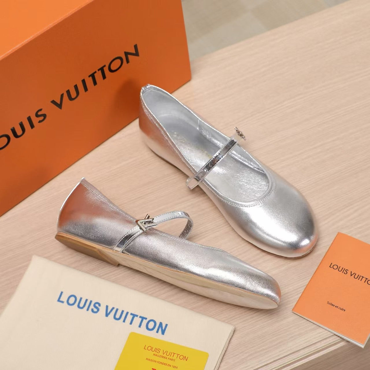 LV Romy Flat Silver Color Metallic Lambskin 218323