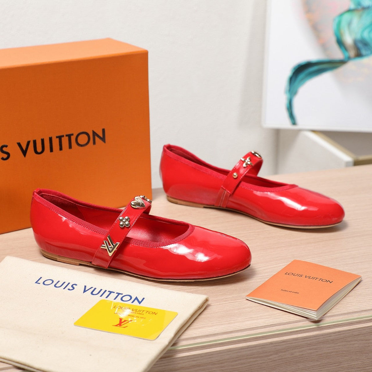 LV 25C Romy Flat Red Patent calf leather With gold logo 218306