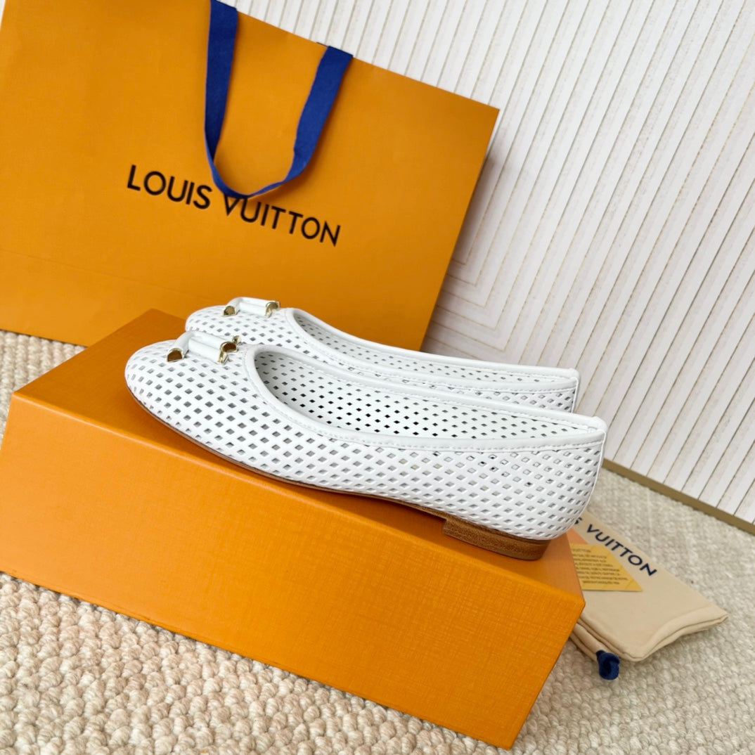 LV Shake Flat Ballerina White Cowhide