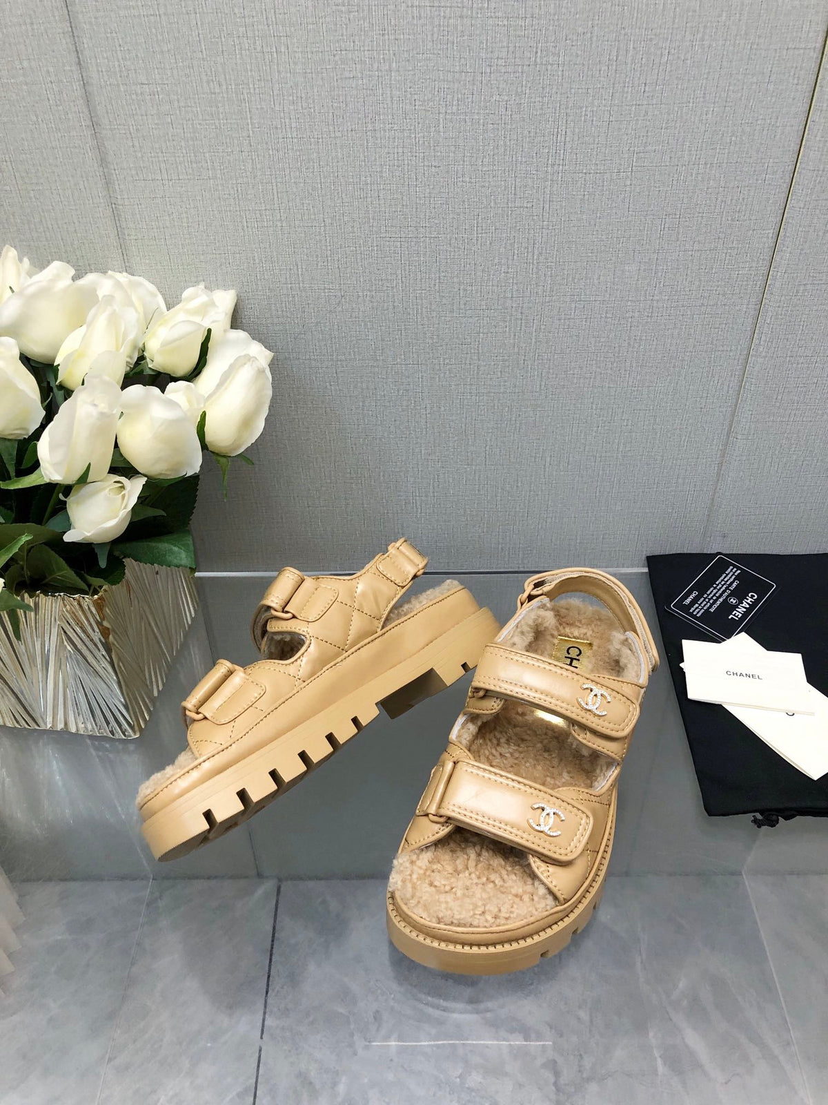 DAD SANDAL YELLOW CREAM LAMBSKIN