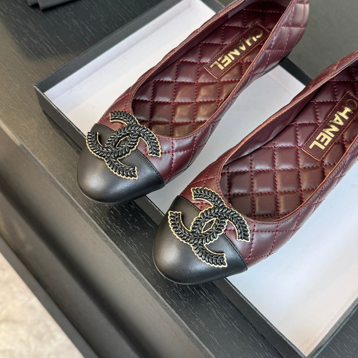 ballet flat burgundy quilted lambskin large black cc logo