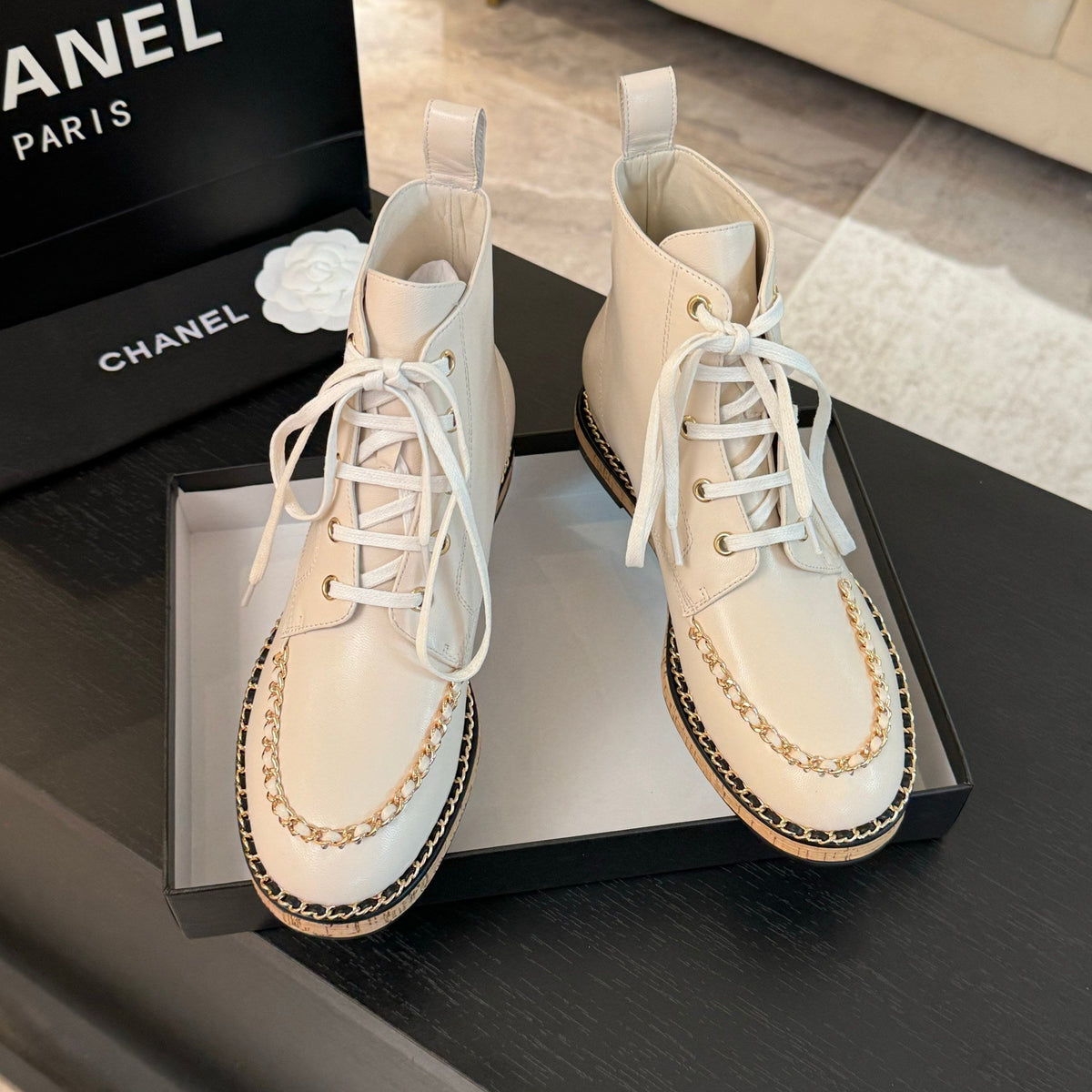 CC Ankle Boots White With Chain Calfskin
