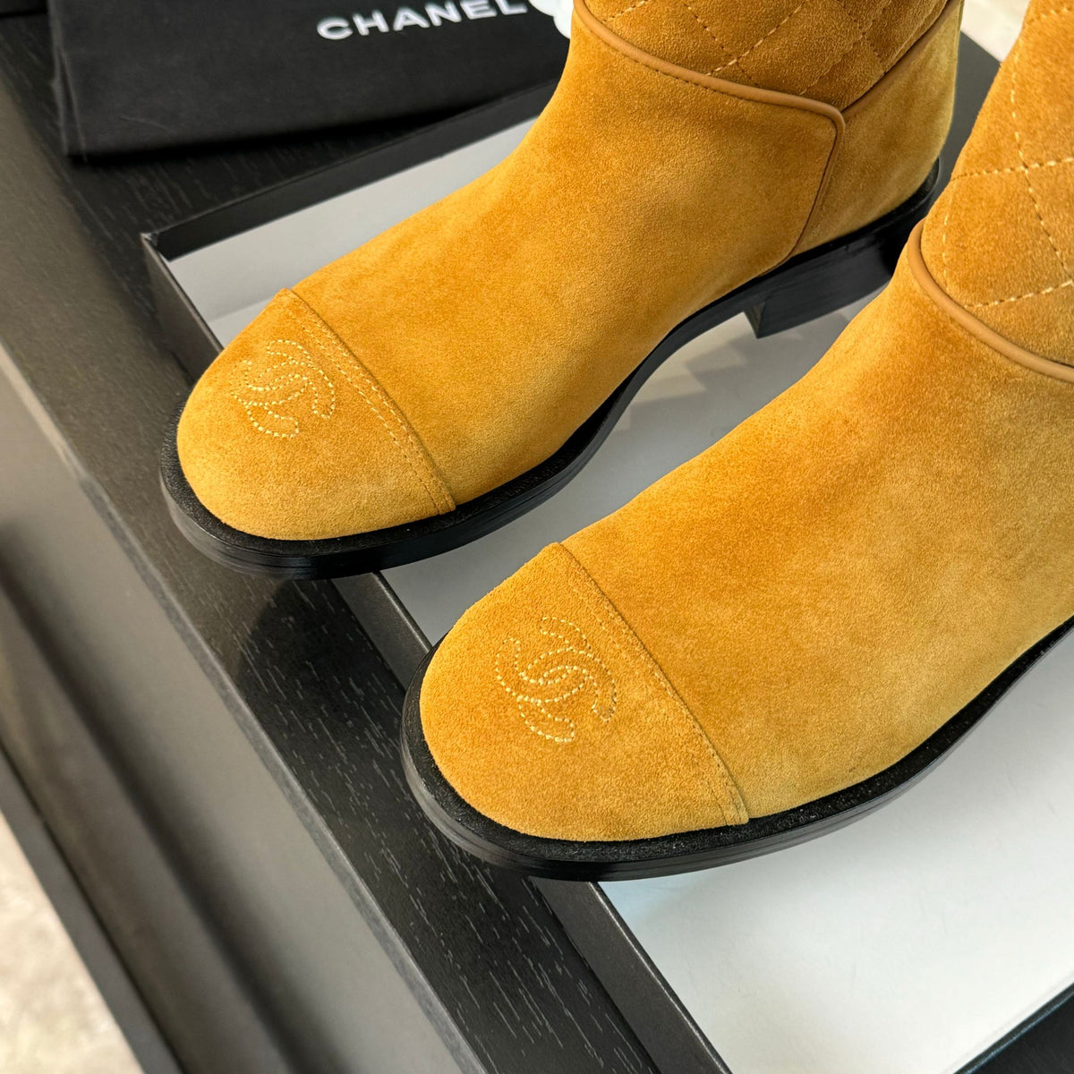 CC Ankle Boots 30mm Dark Yellow Suede Quilted