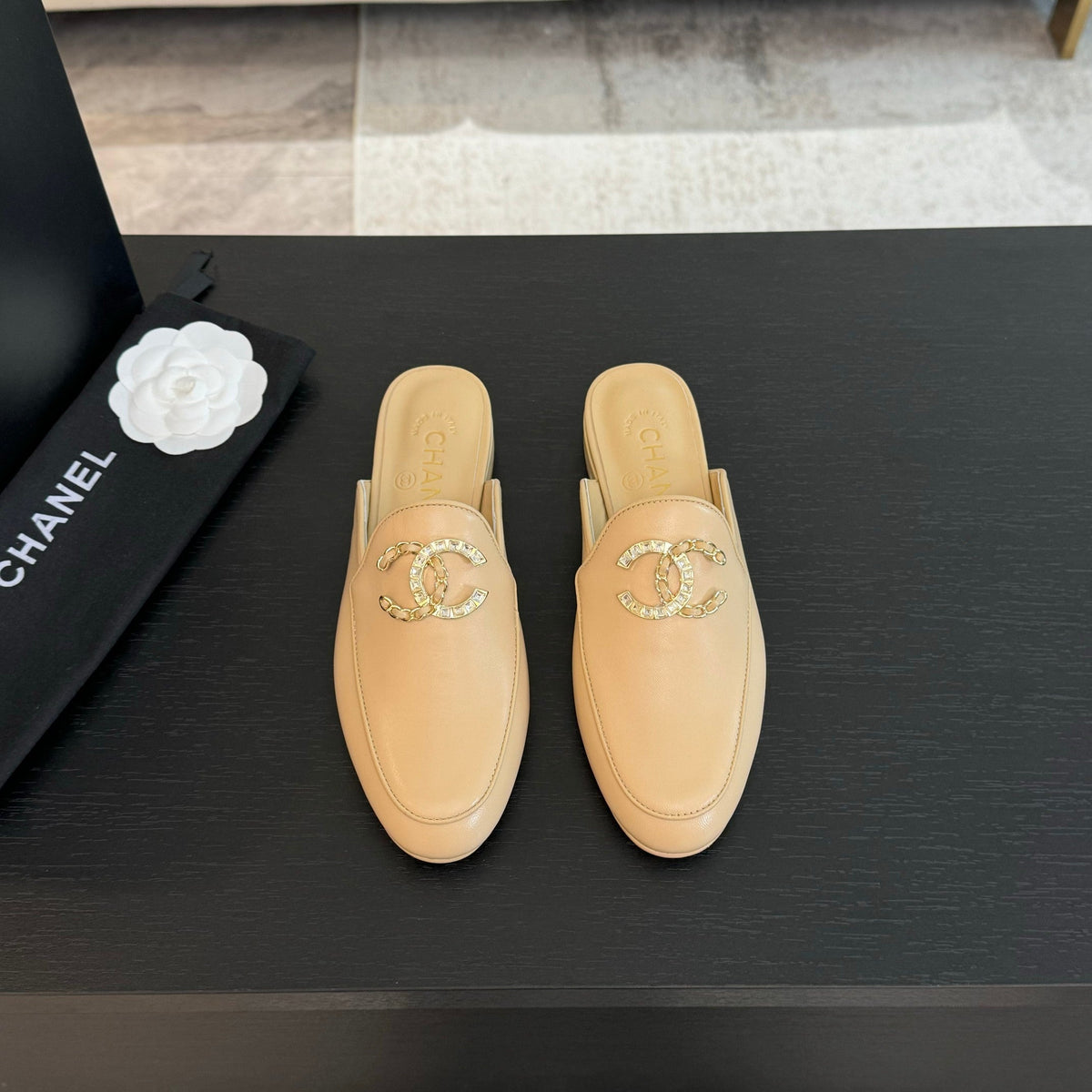 CC Mule Beige Calfskin Double C Diamond