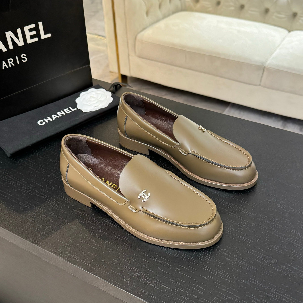 CC 25C Moccasins Bronze Olive Patent Leather