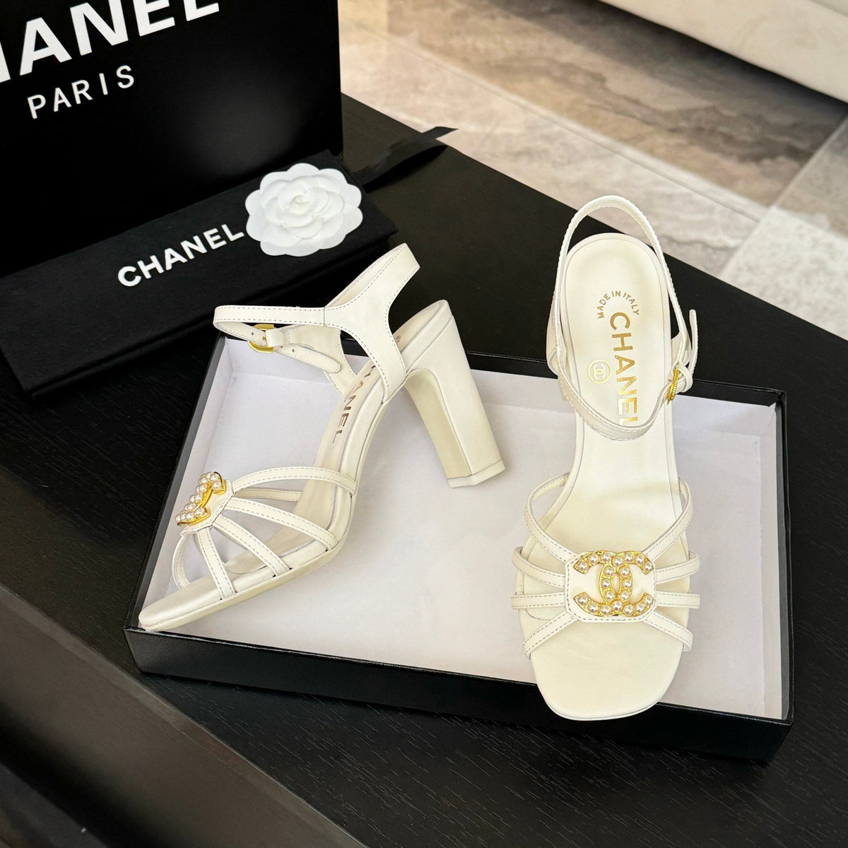 CC 85mm Sandal White Sheepskin 212930
