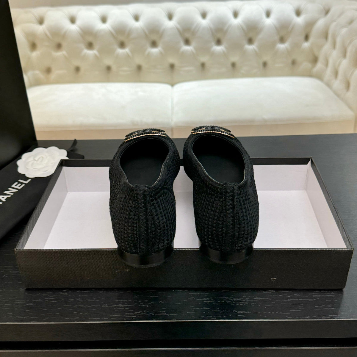 CC 25P Ballet Flat Black Raffia Large Logo
