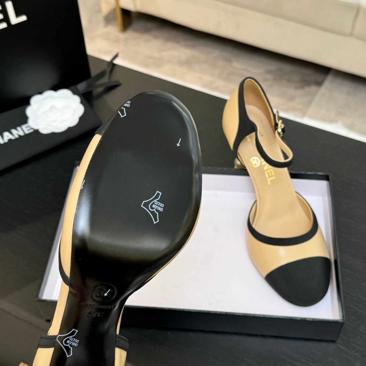CC 25S Slingback 85mm Beige Calfskin Black Grosgrain