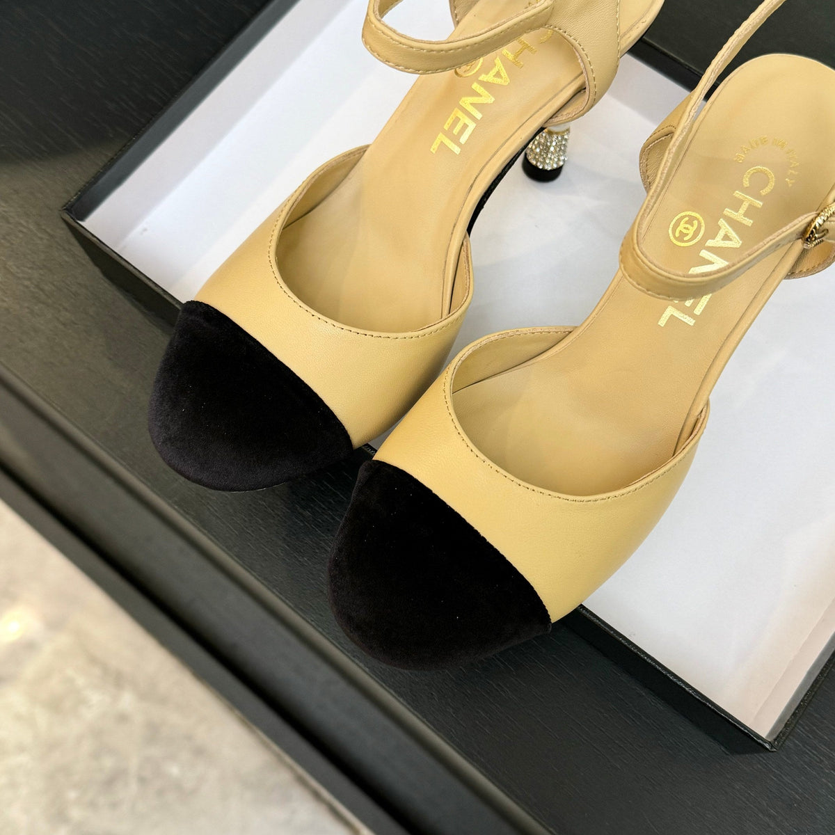 CC 25S Slingback 85mm Beige Calfskin Black Suede