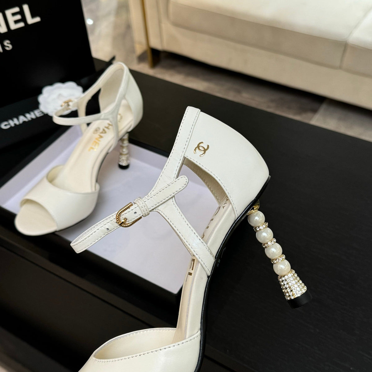 CC 25S Sandal Heel 85mm White Calfskin