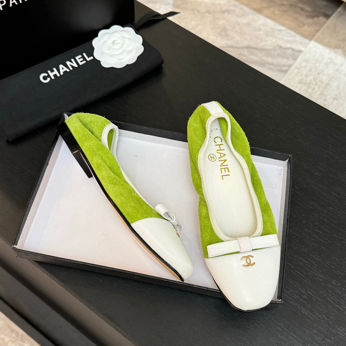 CC Ballet Flats Green Cowhide 313472