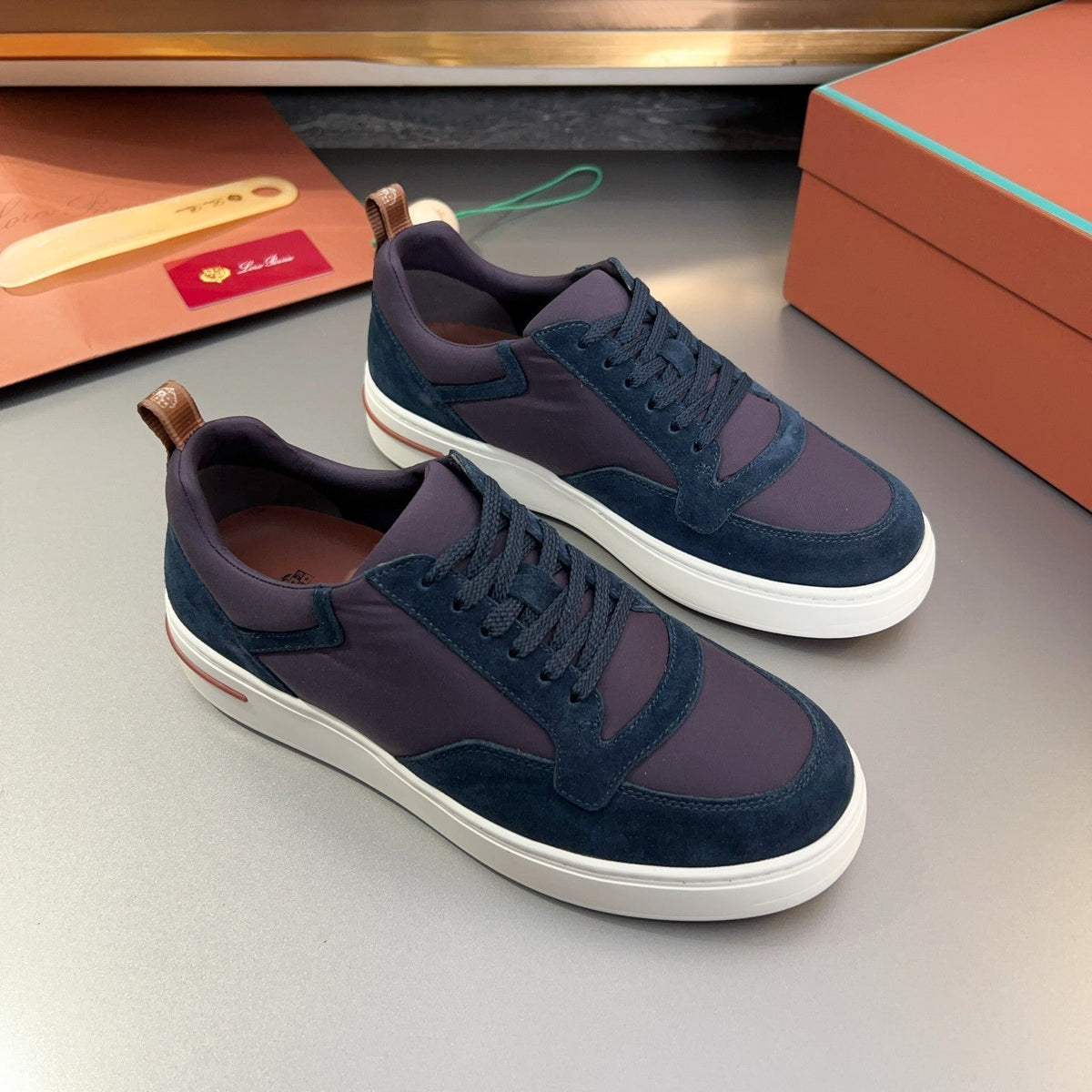 LP NEWPORT WALK SNEAKERS GRAPE SUEDE
