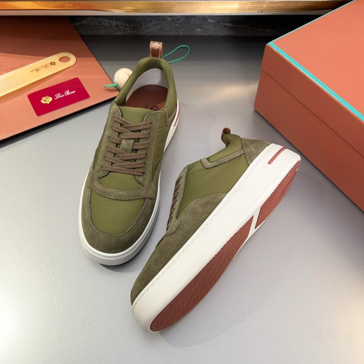 LP NEWPORT WALK SNEAKERS OLIVE SUEDE