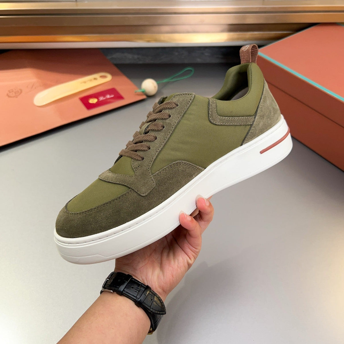 LP NEWPORT WALK SNEAKERS OLIVE SUEDE
