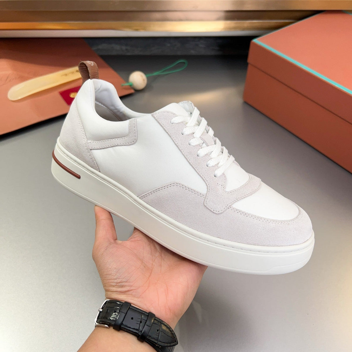 LP NEWPORT WALK SNEAKERS WHITE SUEDE