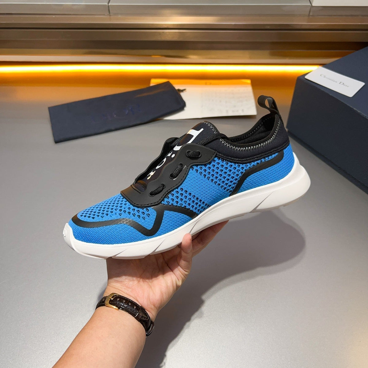 CD BASKETBALL SHOES COBALT BREATHABLE FABRIC