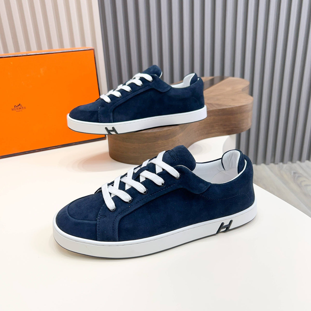 HM Men's Sneaker Navy Blue Suede 602545