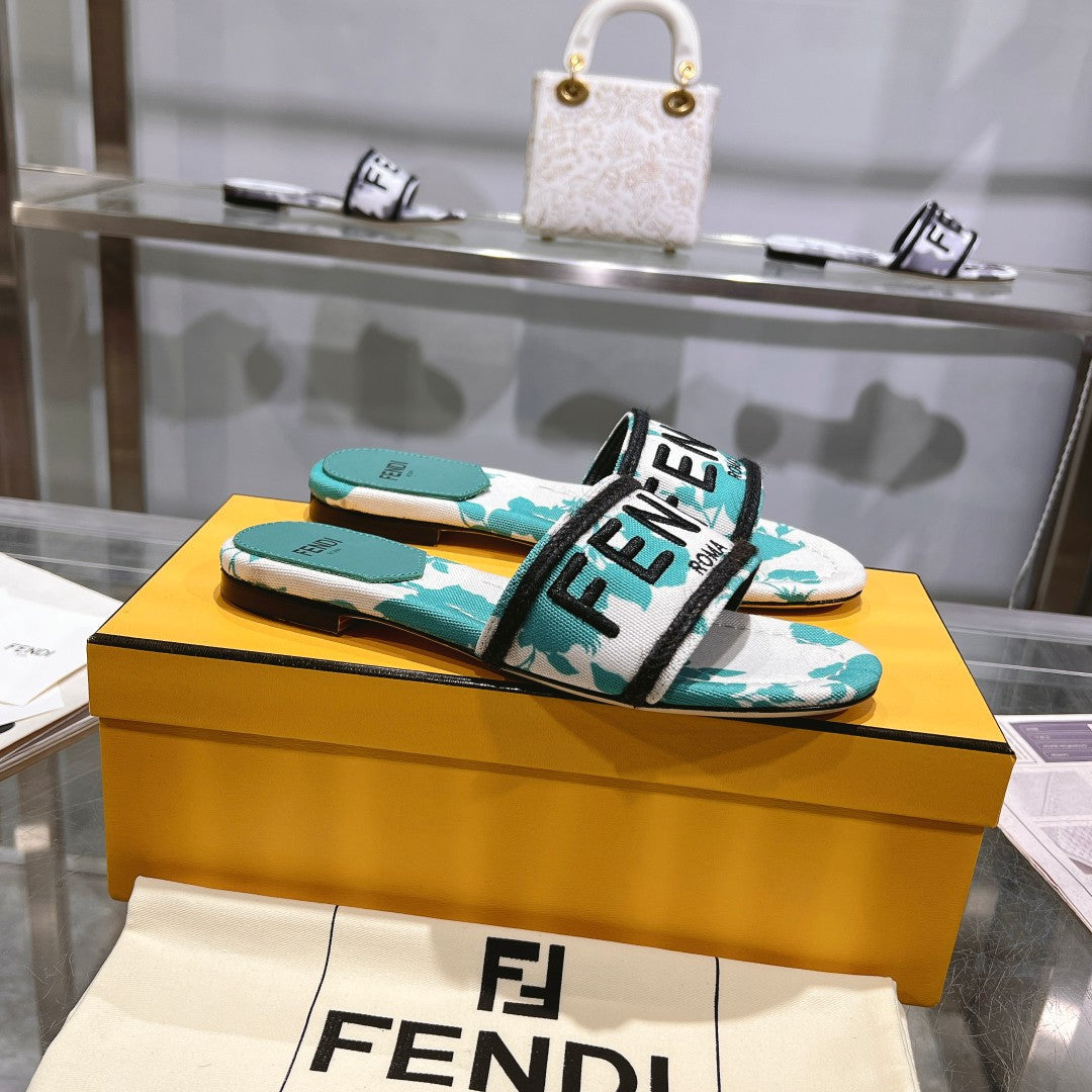 FF Women Signature Slides Turquoise White Canvas Slide