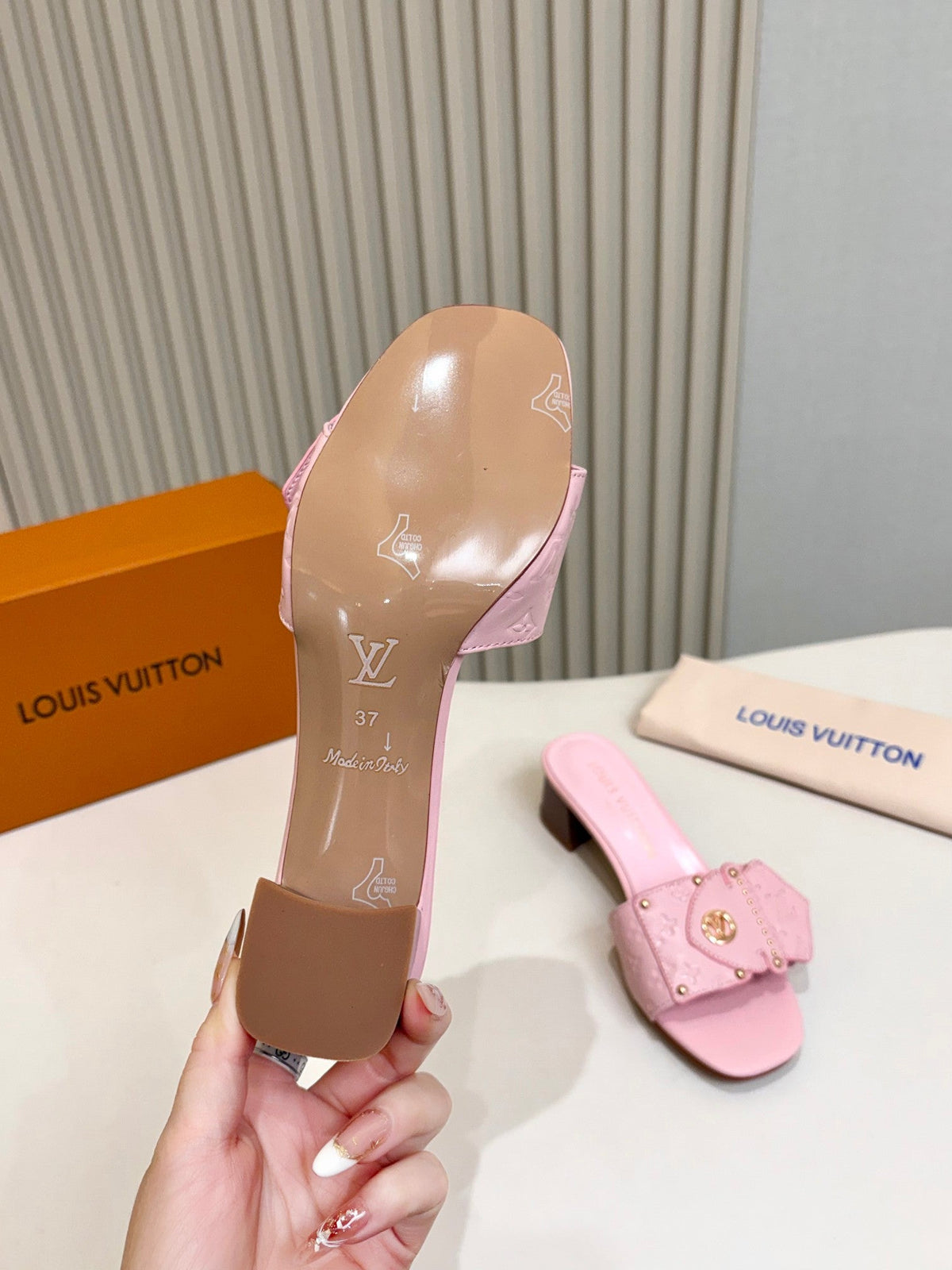 Louis Vuitton 2026 Frame Mules 40mm Calfskin Leather 780512