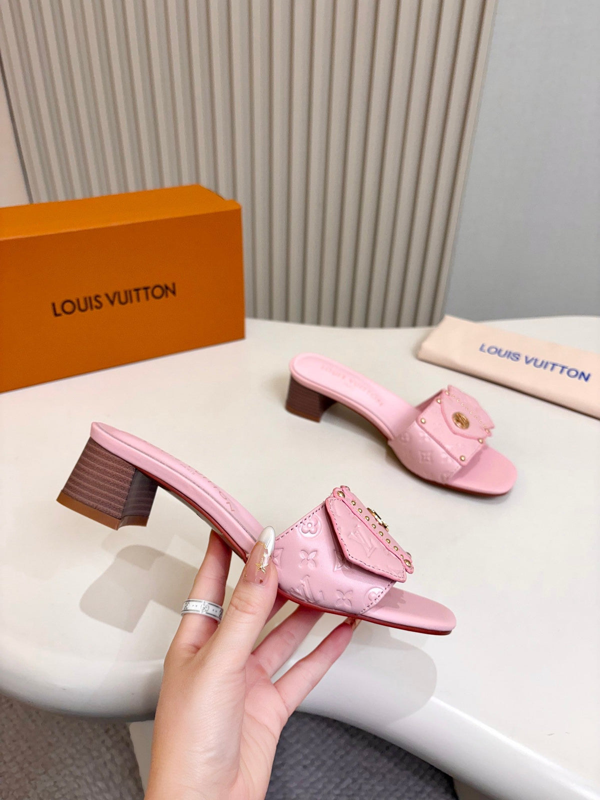Louis Vuitton 2026 Frame Mules 40mm Calfskin Leather 780512
