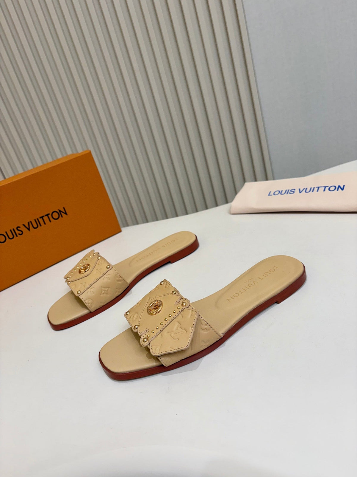 Louis Vuitton 2026 Frame Flats Mules Calfskin Leather 780573