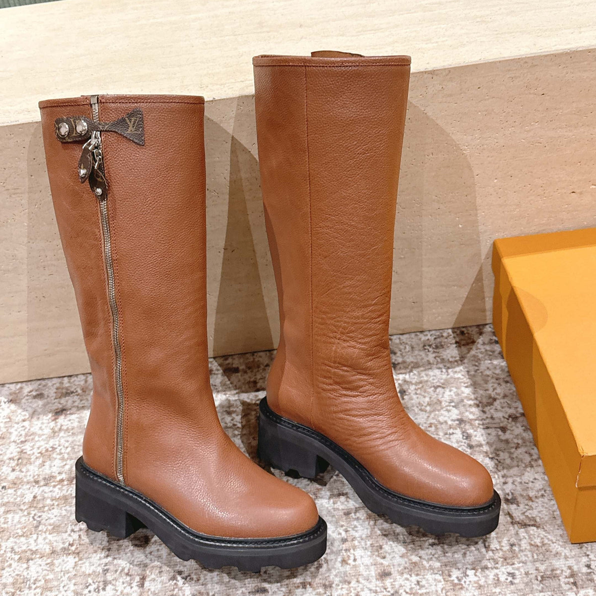 LV 25 Martin Boots Tan Brown Cowhide 576916