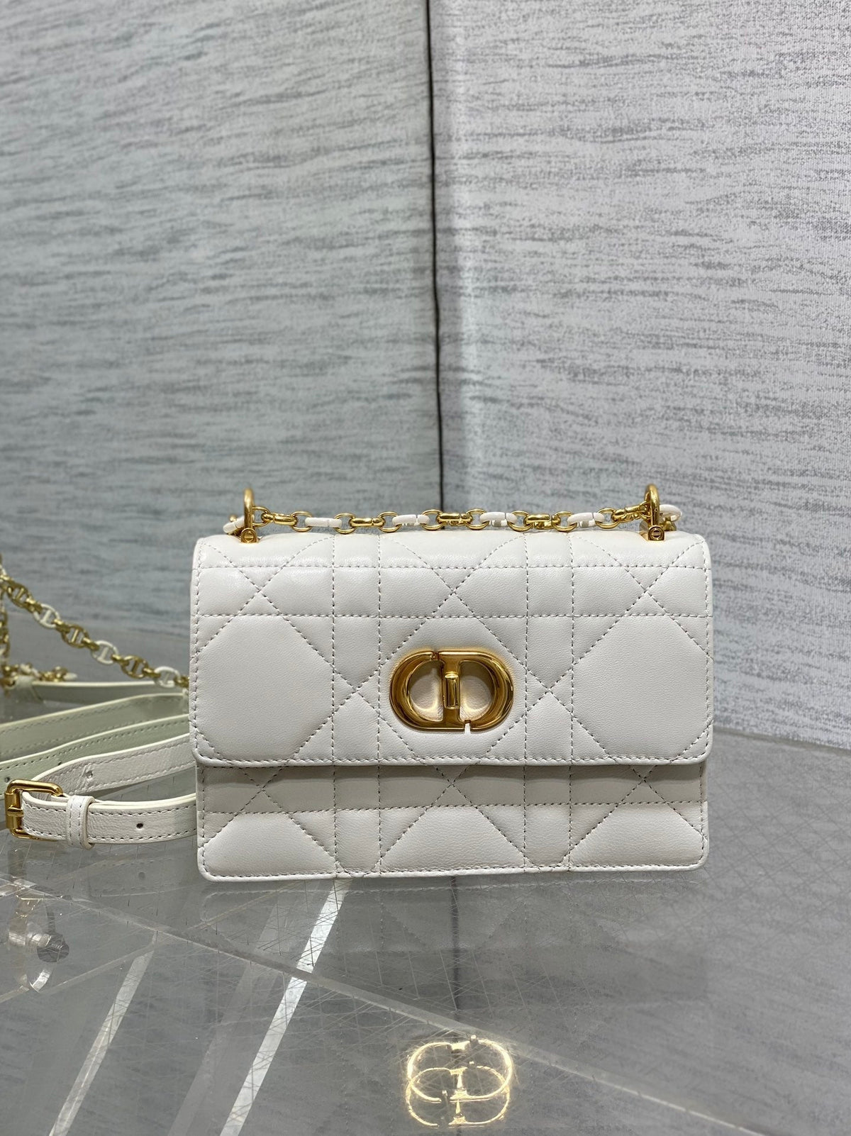 CD Miss Caro 17 Bag White Calfskin 226494