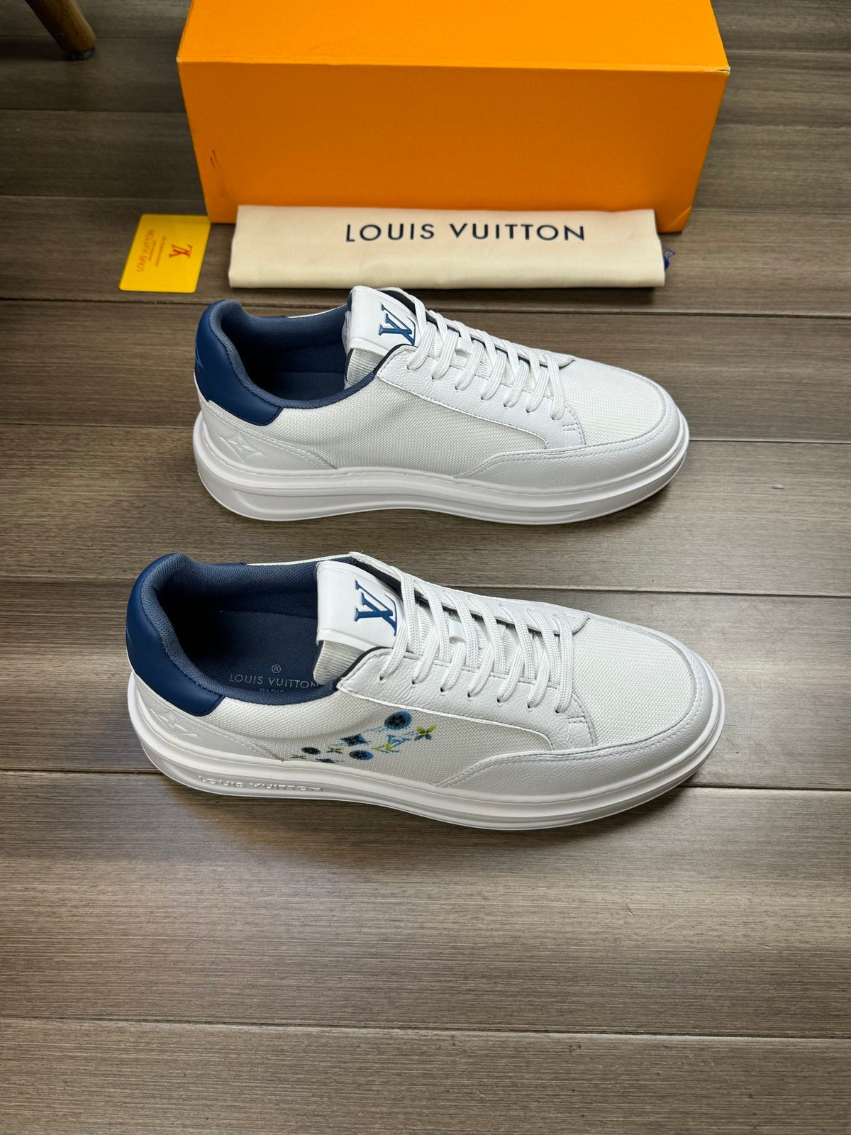 LV TRAINER SNEAKER WHITE MIX NAVY BLUE CALFSKIN AND BREATHABLE FABRIC