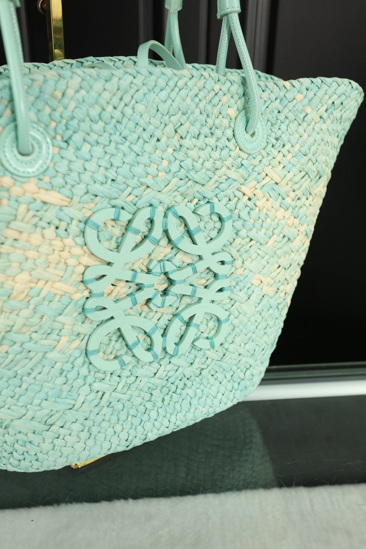LOE SMALL ANAGRAM BASKET 28 BAG IN LIGHT BLUE IRACA PALM AND CALFSKIN