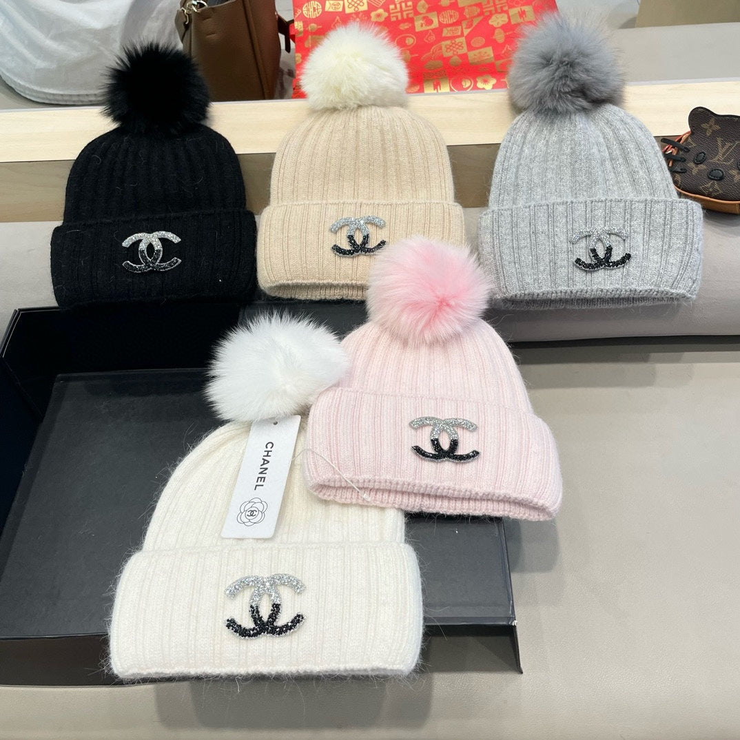 BEANIE HAT IN BISQUE BEIGE WOOL 426236
