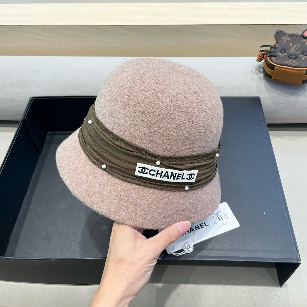 BUCKET HAT IN ROSY BROWN WOOL BLEND 426248