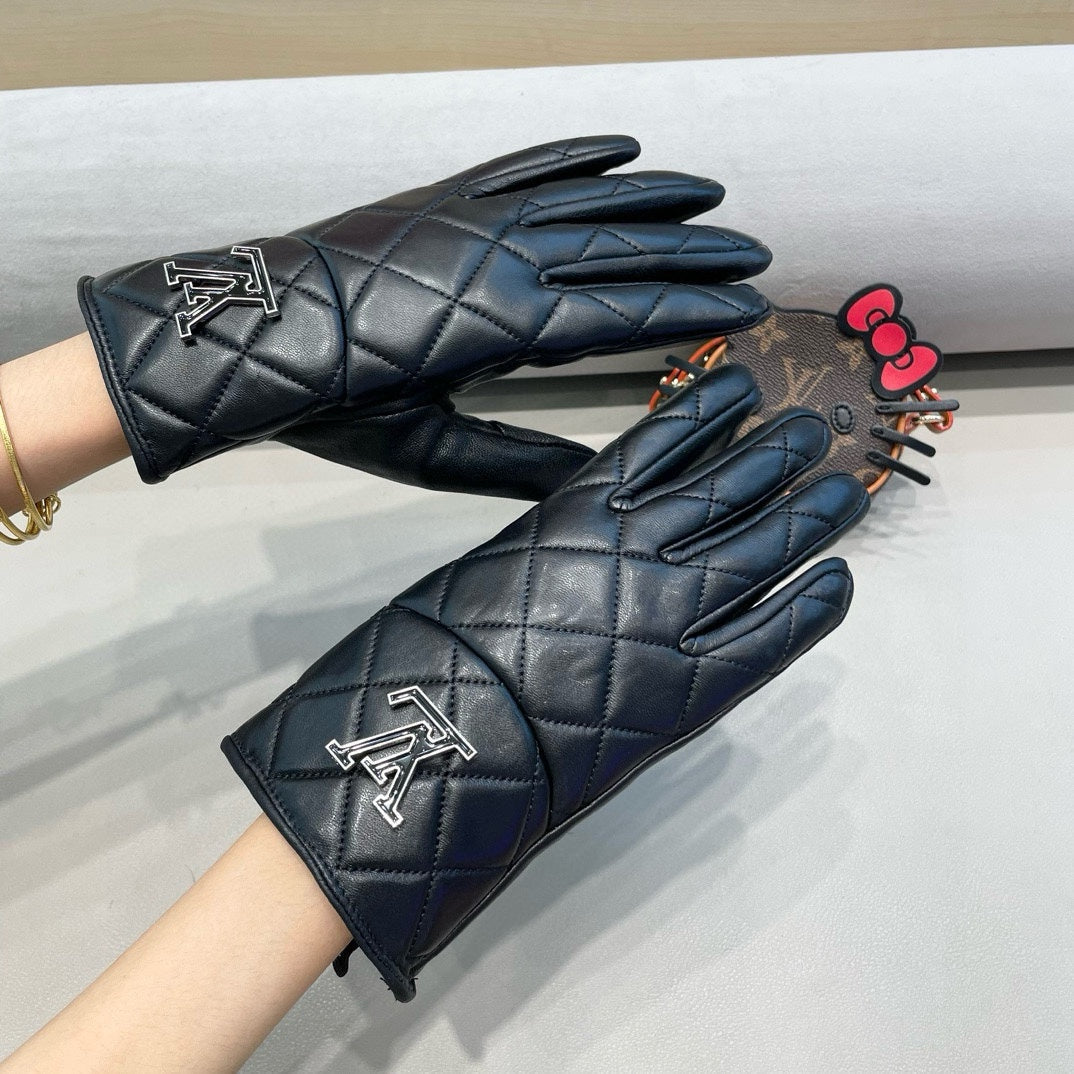 LV Gloves In Black Lambskin 453742