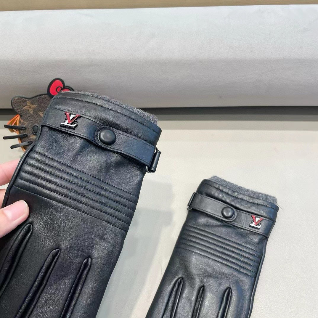 LV Gloves In Black Lambskin 453770